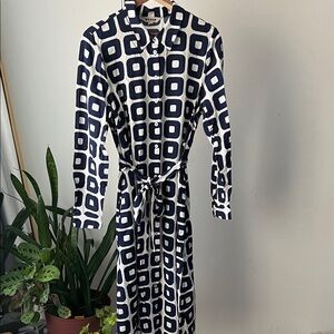 Boden Navyk and White Geometric Long Sleeve Dress 12